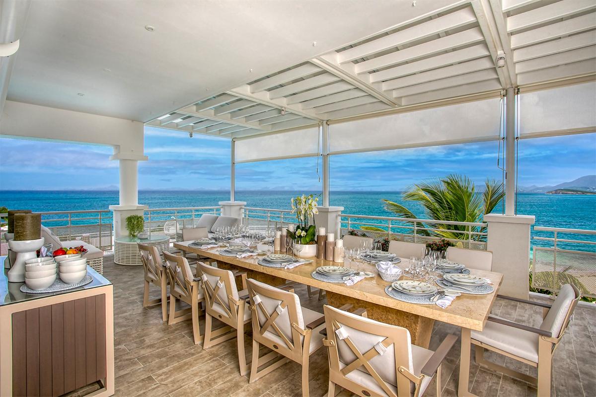 St Martin beachfront luxury villa rental - Outside dining